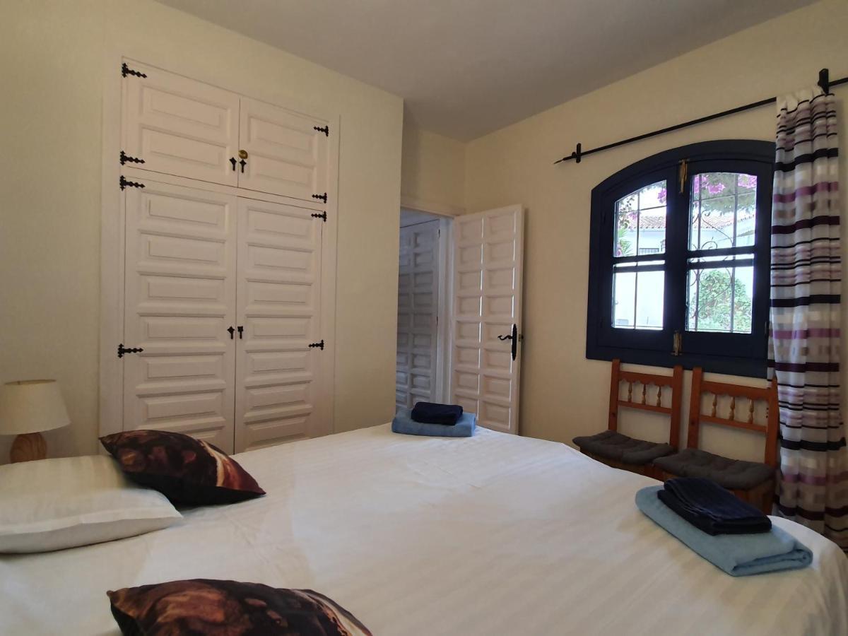 Capistrano Villa Nerja Bagian luar foto